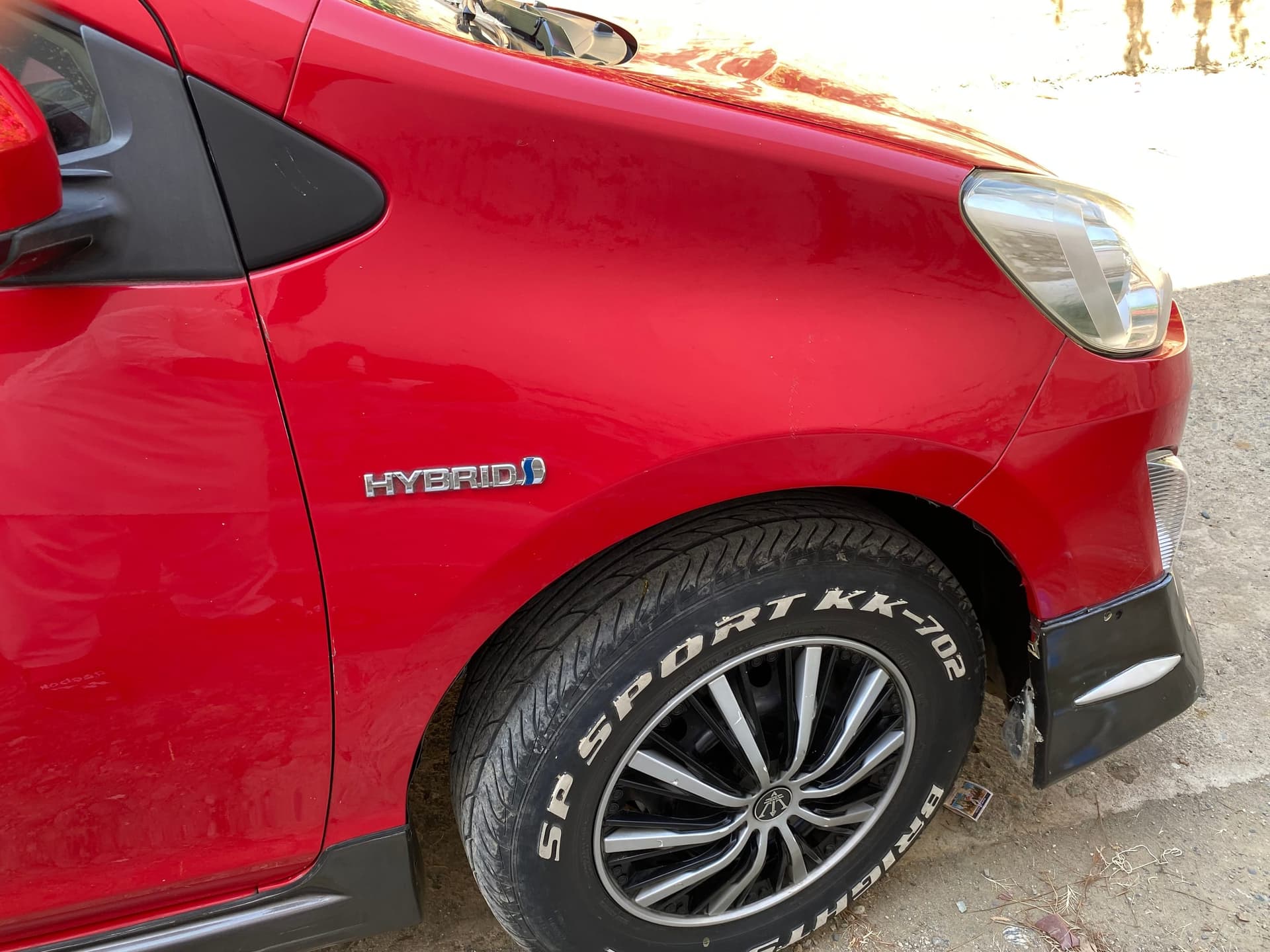 Photo view of 2015 Toyota Aqua
